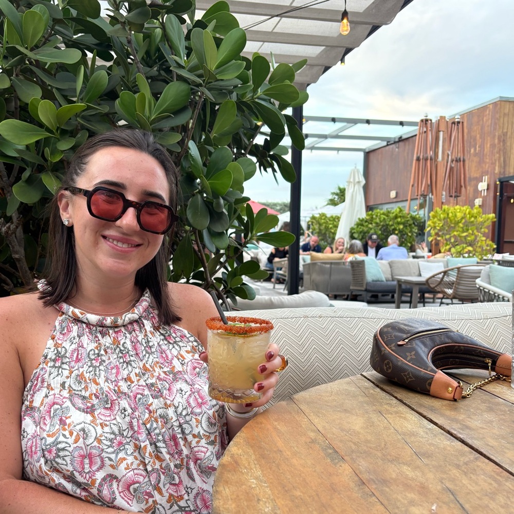 Meet your Posher, Maeve